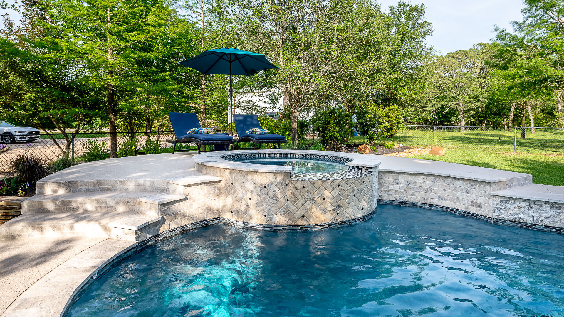 Plaster vs. Pebble Tec Pool Finishes: Pros and Cons | Paradise Oasis Pools